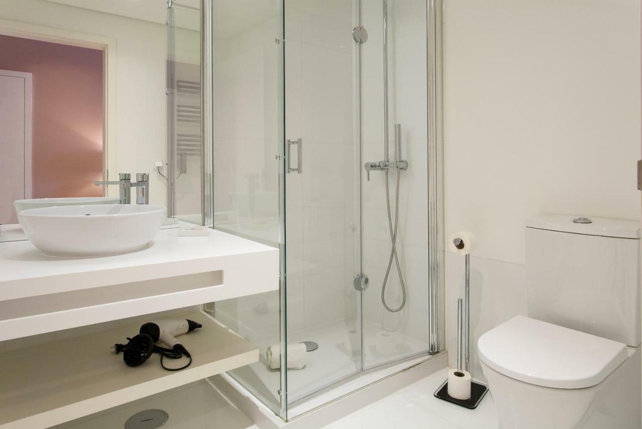 Joivy Sublime 2Br Apt On Restauradores Square Nearby Rossio Station Lisboa Exteriér fotografie