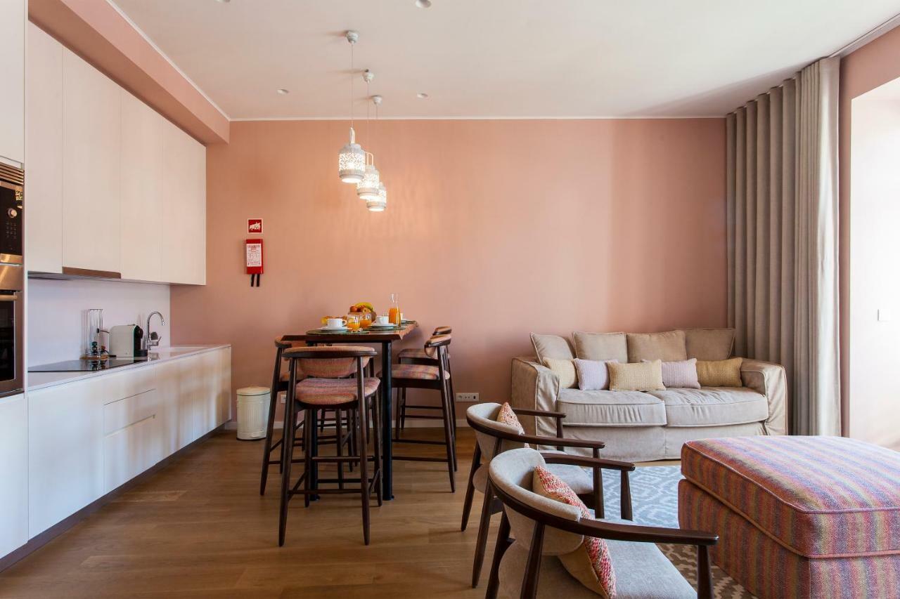 Joivy Sublime 2Br Apt On Restauradores Square Nearby Rossio Station Lisboa Exteriér fotografie