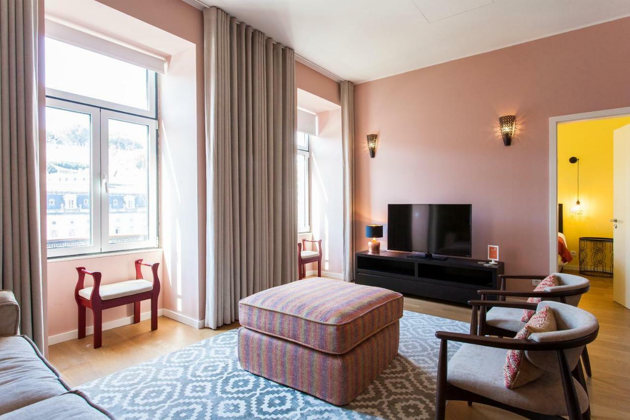 Joivy Sublime 2Br Apt On Restauradores Square Nearby Rossio Station Lisboa Exteriér fotografie